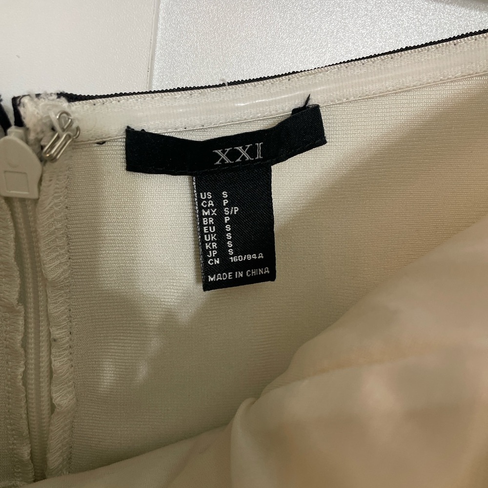 Forever 21 Black and Cream Strapless Dress - Picture 3 of 4